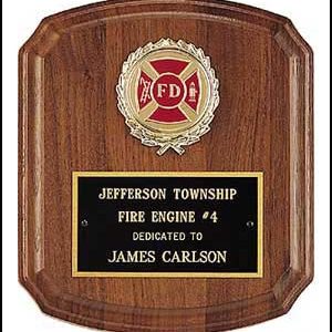 7'' x 8'' walnut plaque with 2'' activity insert