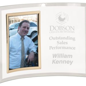 8'' x 11'' glass award with 4'' x 6'' picture frame