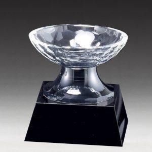 6.5'' x 6'' crystal cup on black base